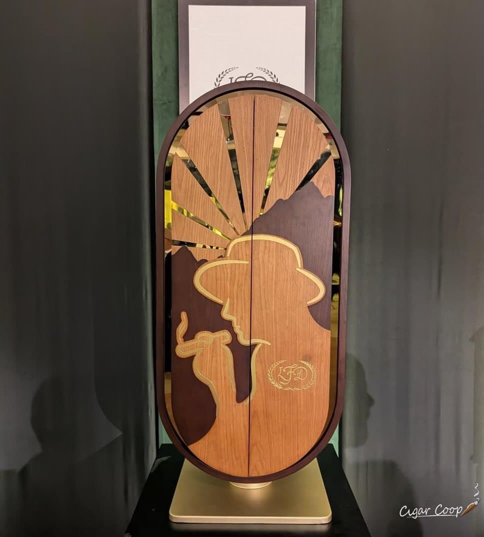 La Flor Dominicana 將推出超高端 Espejo de Litto 雪茄櫃