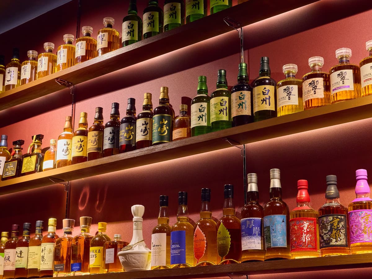 Bar Whisky&JAPAN【バー ウィスキー&ジャパン】那覇