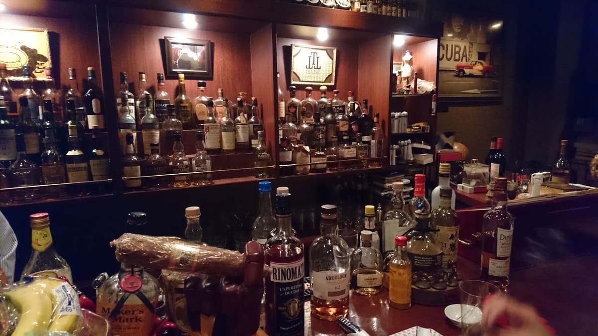 Cigar Bar Edmundo Dantes 大阪市