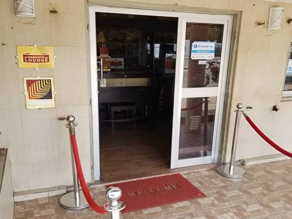 Habanos Specialist 和 Habanos Lounge “La Civette” 在多哥